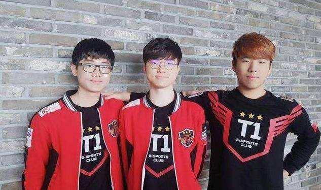 中展现出强 中展现出强